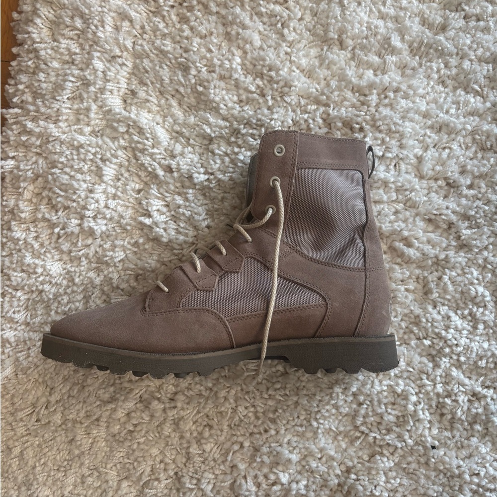 Sorel Men's Taupe Lace-Up Boots